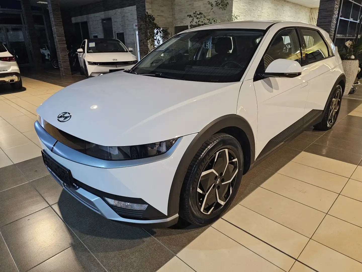 Hyundai IONIQ 5 Dynamiq dig.Cockpit Navi NSCC LED R.Cam Weiß - 1