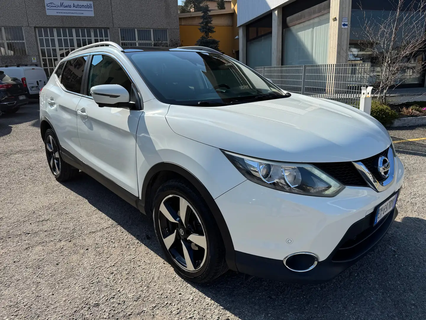 Nissan Qashqai Qashqai 1.2 dig-t Tekna 115cv - OK NEOPATENTATI Blanc - 1