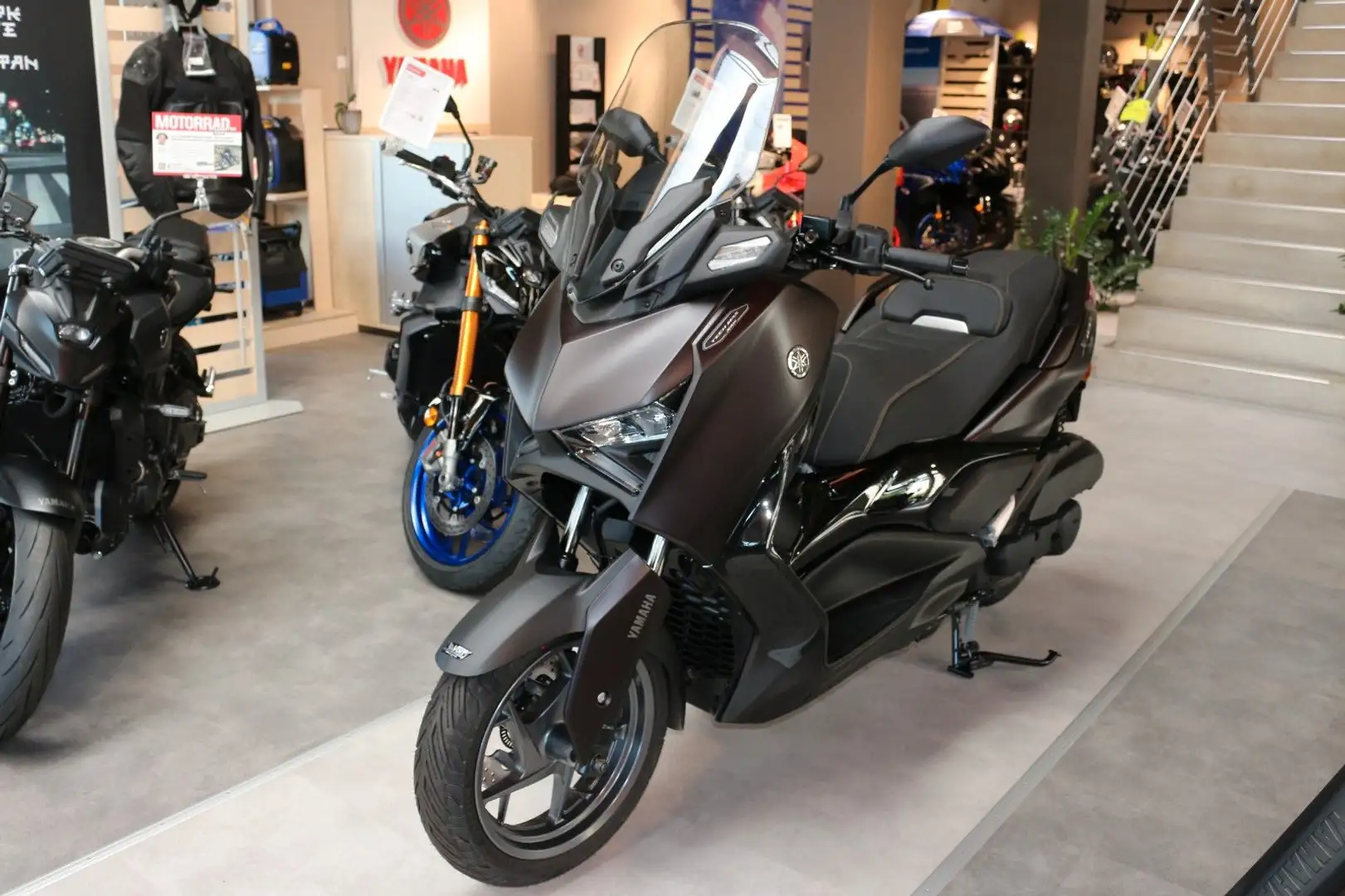 Yamaha X-Max 125 TechMax EURO5 Schwarz - 2