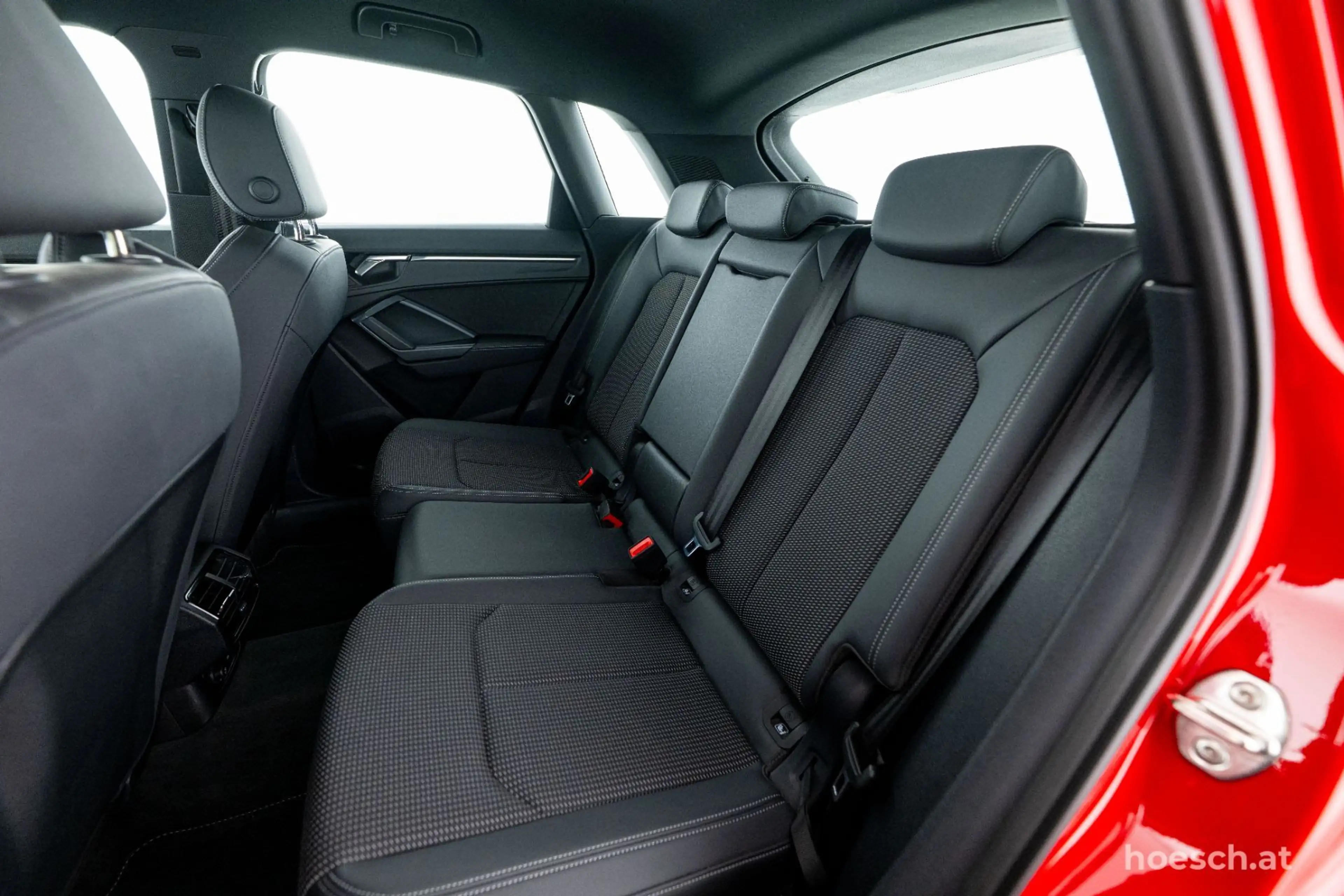 Audi Q3 35 TDI 2xS-LINE KAMERA JETZT RESERVIEREN — photo 7