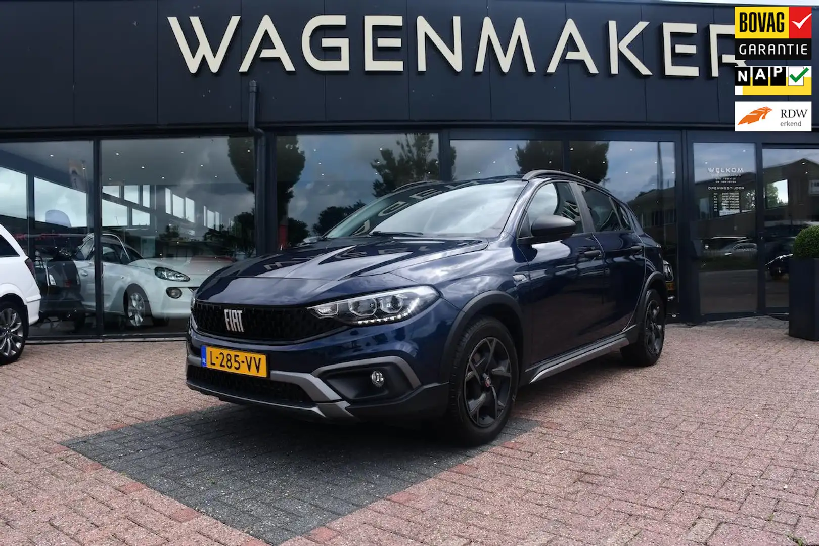 Fiat Tipo Cross 1.0 City Cross Clima|Cruise|NAVI|Carplay|NAP Blauw - 1