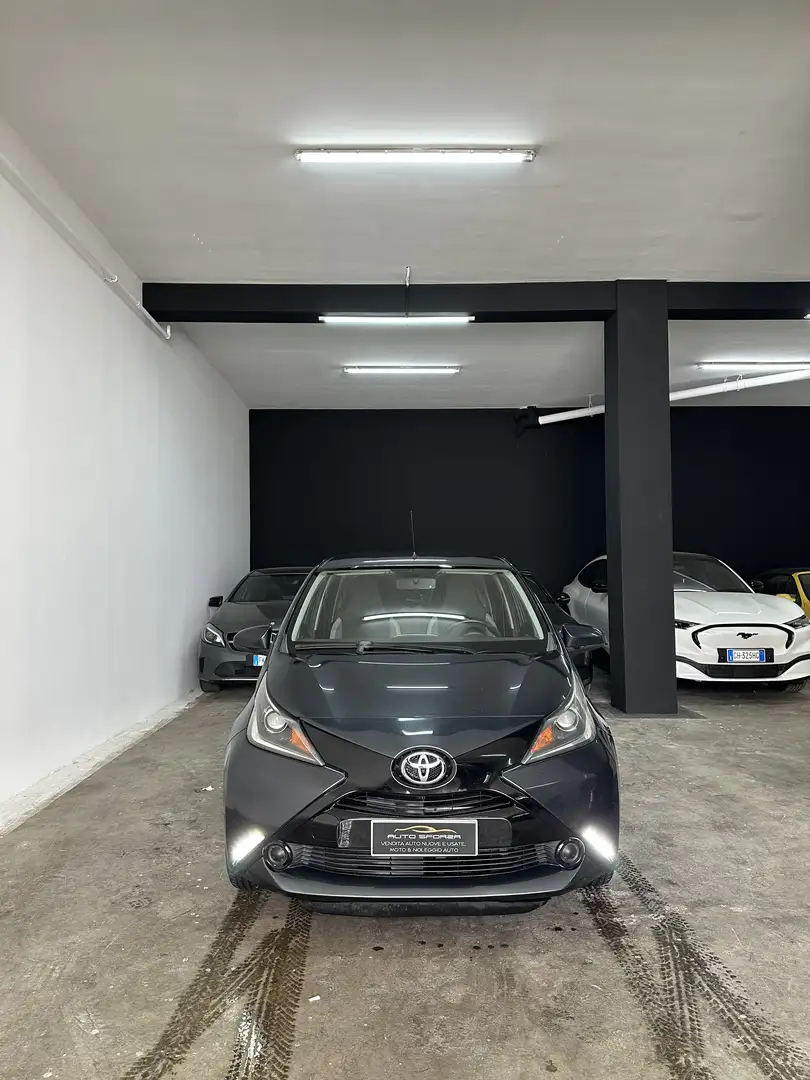 Toyota Aygo 5p 1.0 x-clusiv 120.000 TUTTI CERTIFICATI TOYOTA - 1