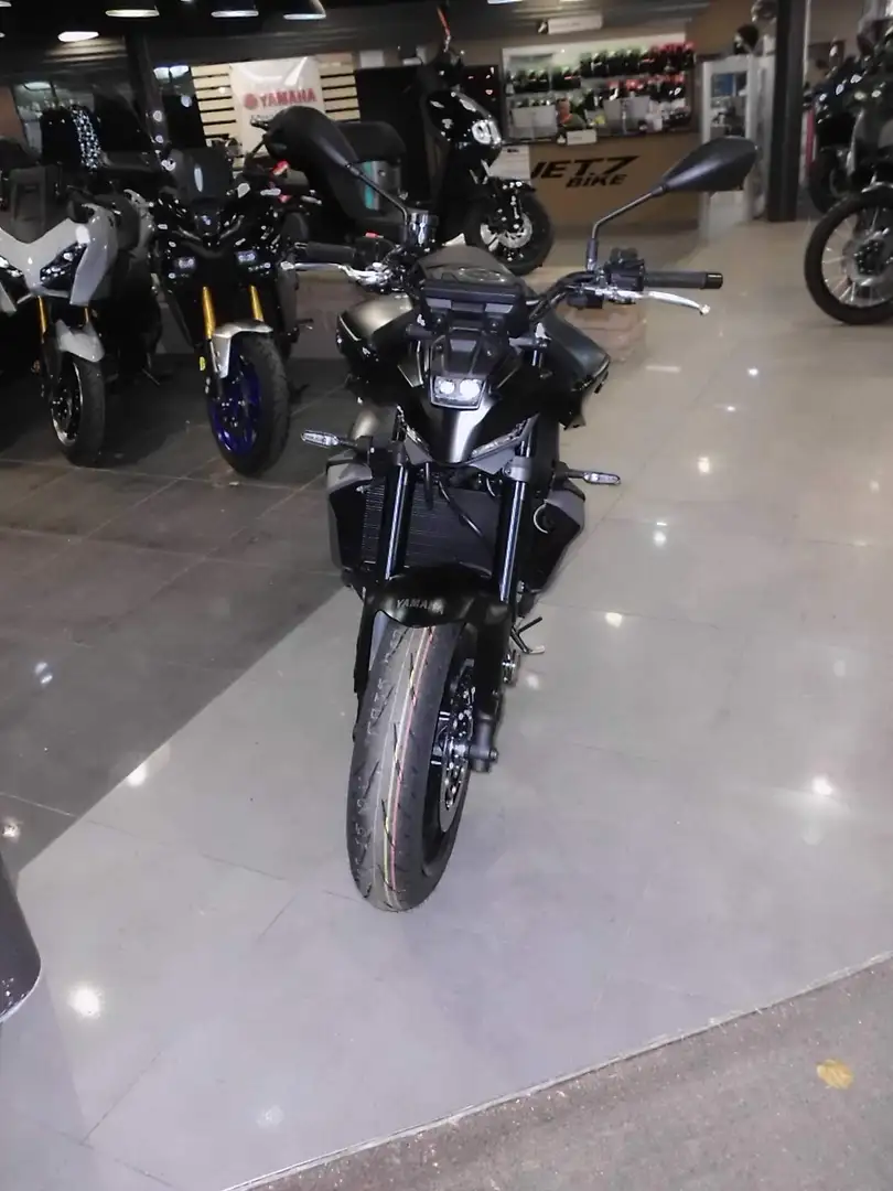 Yamaha MT-09 Noir - 2