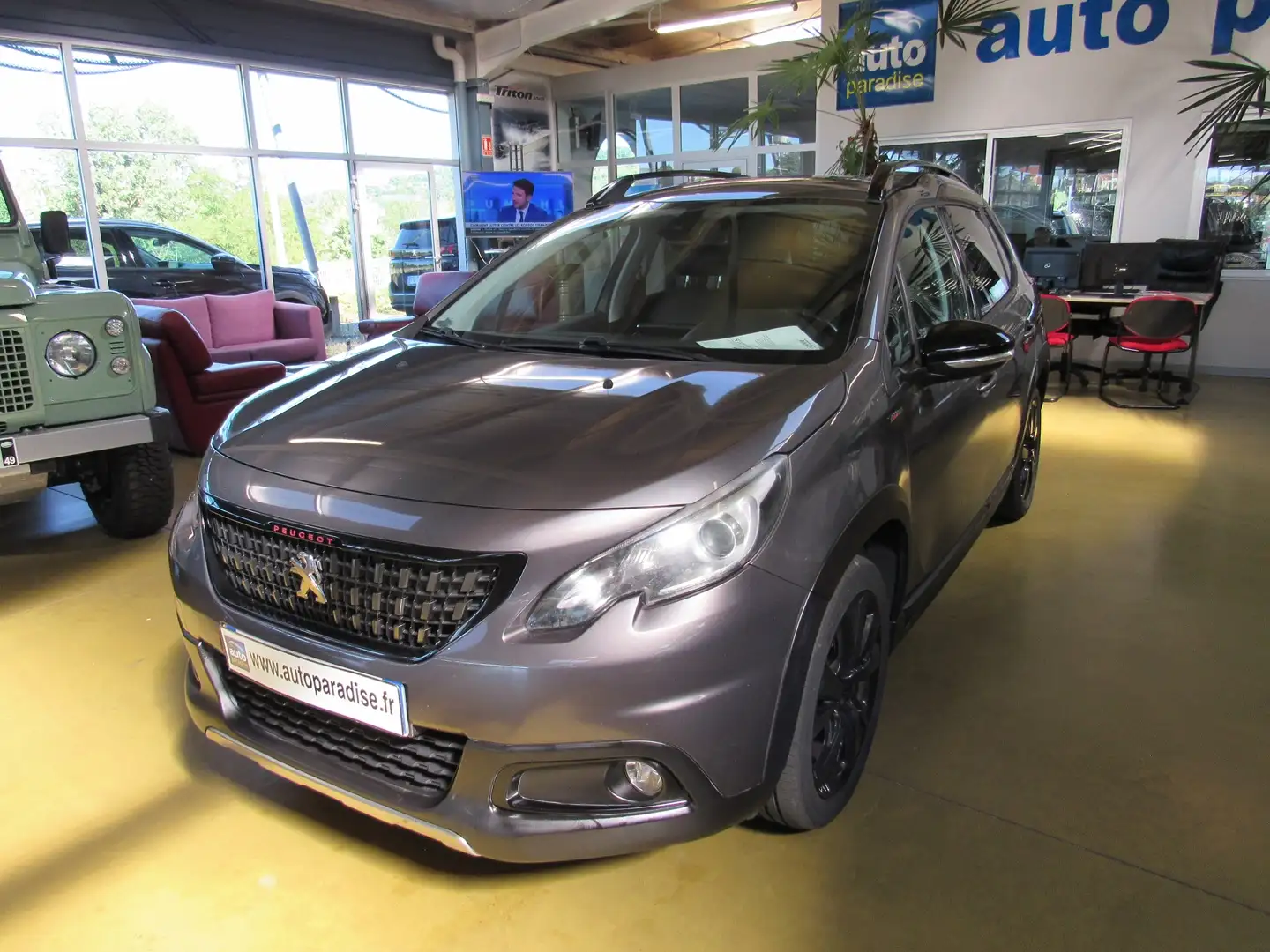 Peugeot 2008 1.2 110 GT LINE EAT6 + GRIP CONTROL PACK BLACK Gris - 1