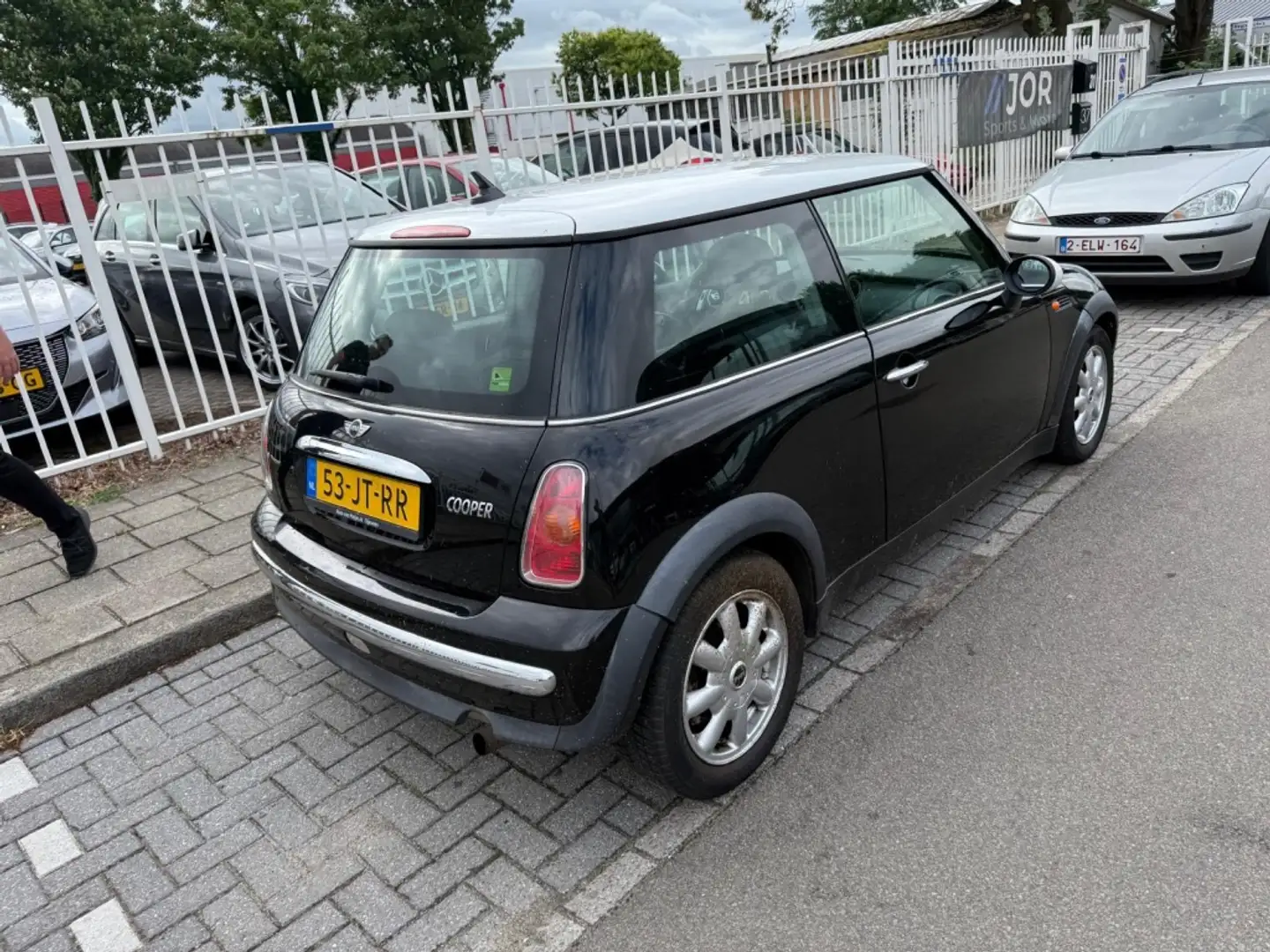 MINI Cooper Mini 1.6 Pepper Zwart - 2