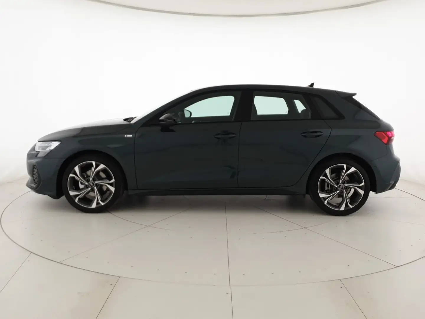 Audi A3 Sportback 35TDI 150CV S tronic S line Edition Bianco - 2