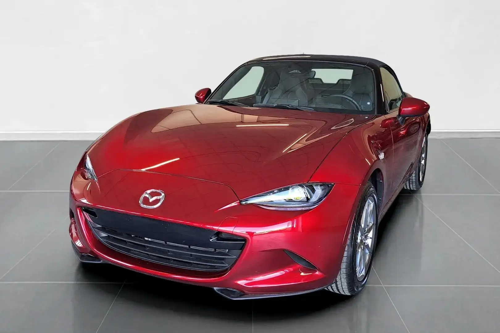 Mazda MX-5 Soft Top 1.5 Skyactiv-G Exclusive-Line Driver Assistance Rosso - 1