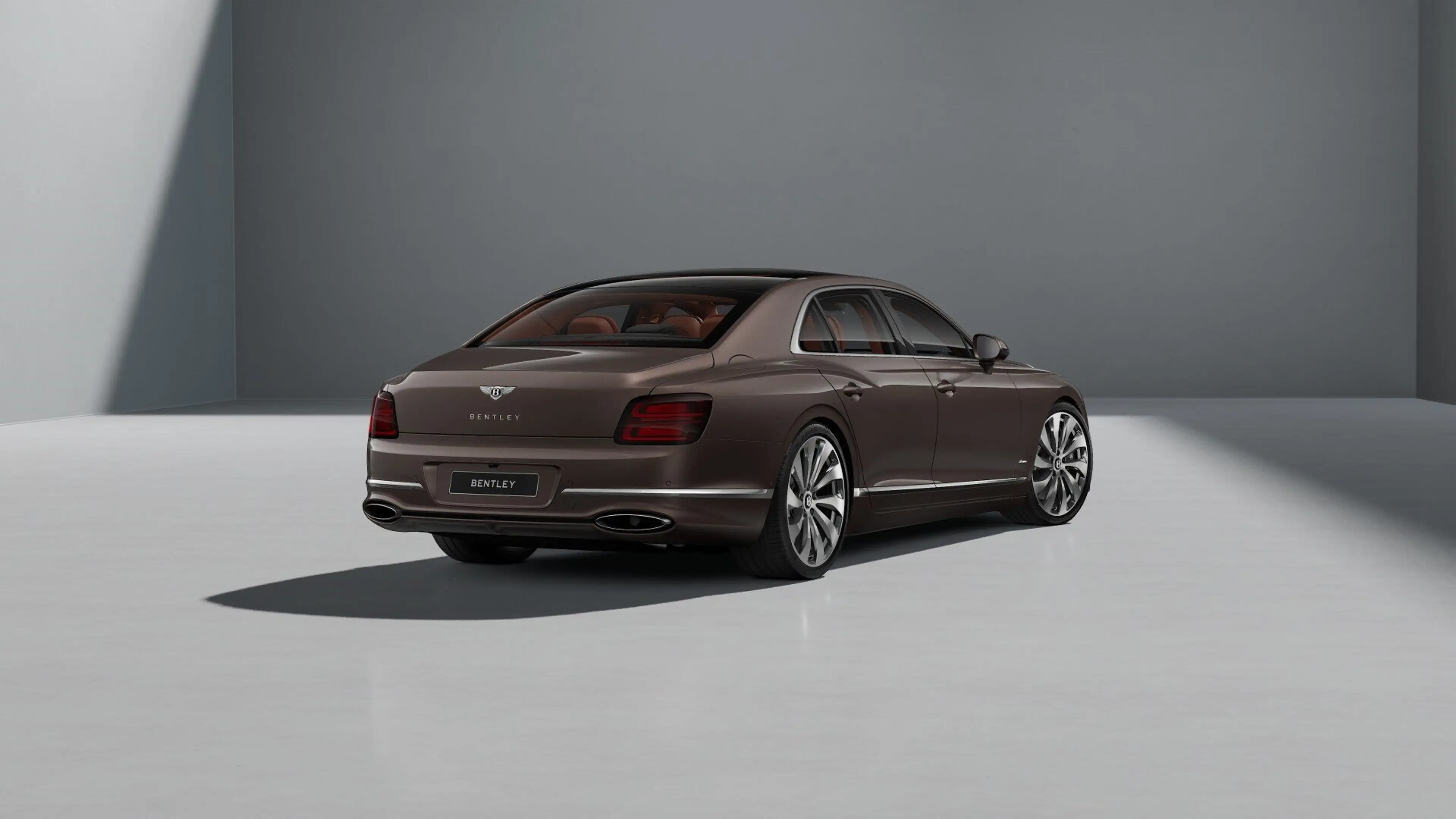 Bentley Flying Spur V8 Hybrid Azure *Neues Modell* — photo 3