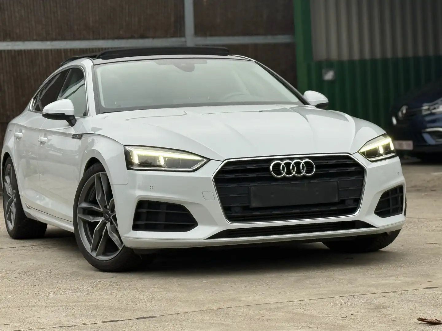 Audi A5 1.8 TFSI Sportback-Pano-Leder-Xenon-Led-Gps-Full Wit - 1