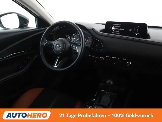 Mazda CX-30 view 13
