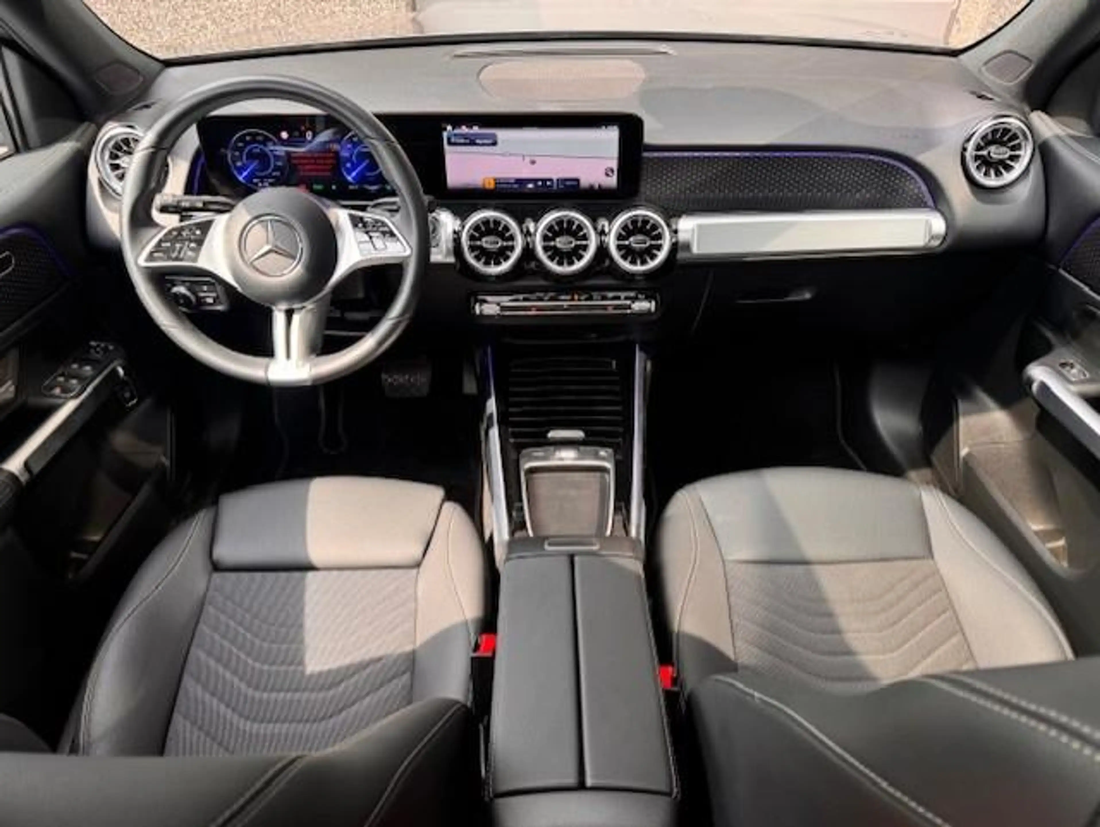 Mercedes-Benz EQB 250 250+ Business Line 7p. — photo 15
