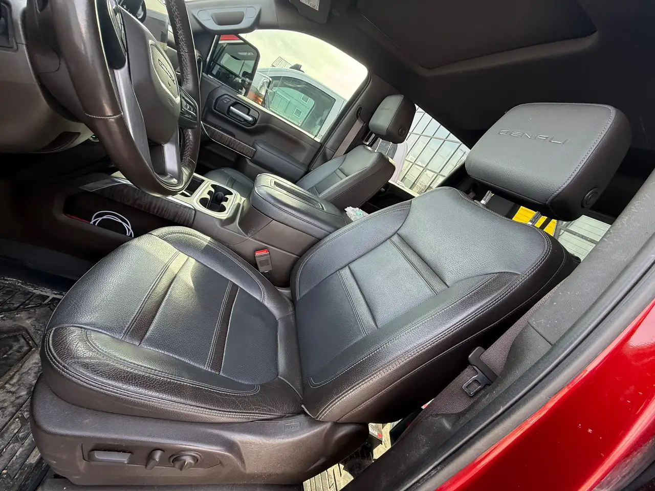GMC Sierra 3500HD снимка GMC Sierra 3500HD