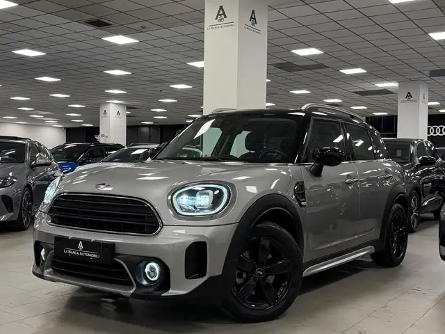 MINI Cooper Countryman 1.5 136cv auto Essential