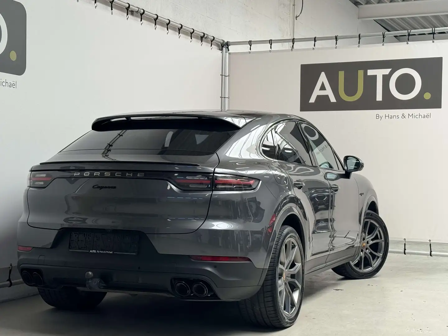 Porsche Cayenne 3.0i V6 PHEV Tiptronic S Grau - 2