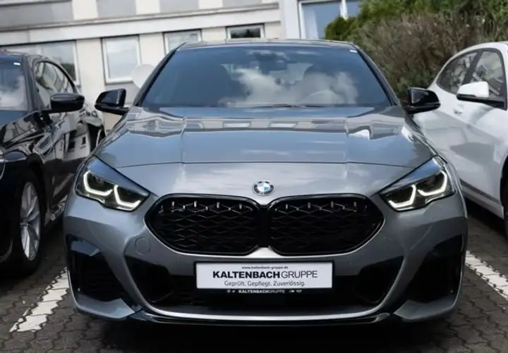 BMW Serie 2 2023, foto 2