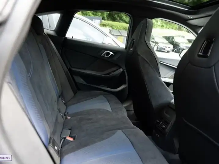 BMW Serie 2 2023, foto 8