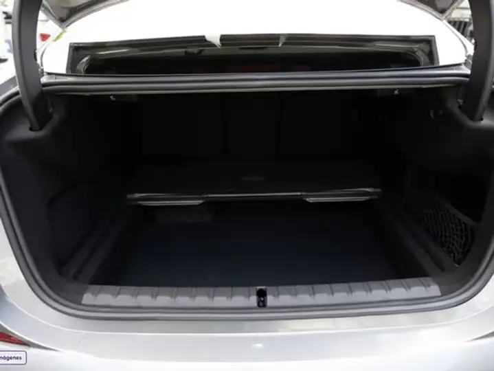 BMW Serie 2 2023, foto 10