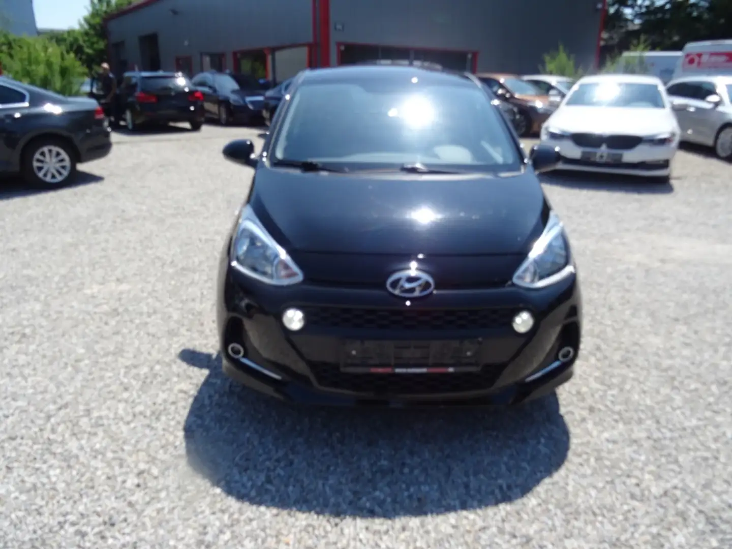 Hyundai i10 YES!Plus 1.2 EU6d-T Navi Apple CarPlay Klima Schwarz - 2