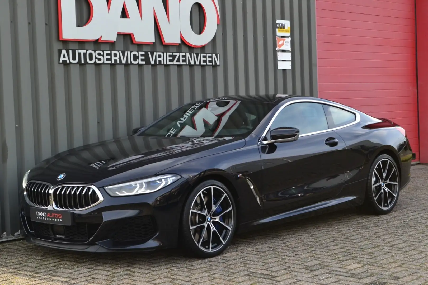 BMW M850 8-serie M850i xDrive High Executive 530PK Carbon Z Zwart - 1