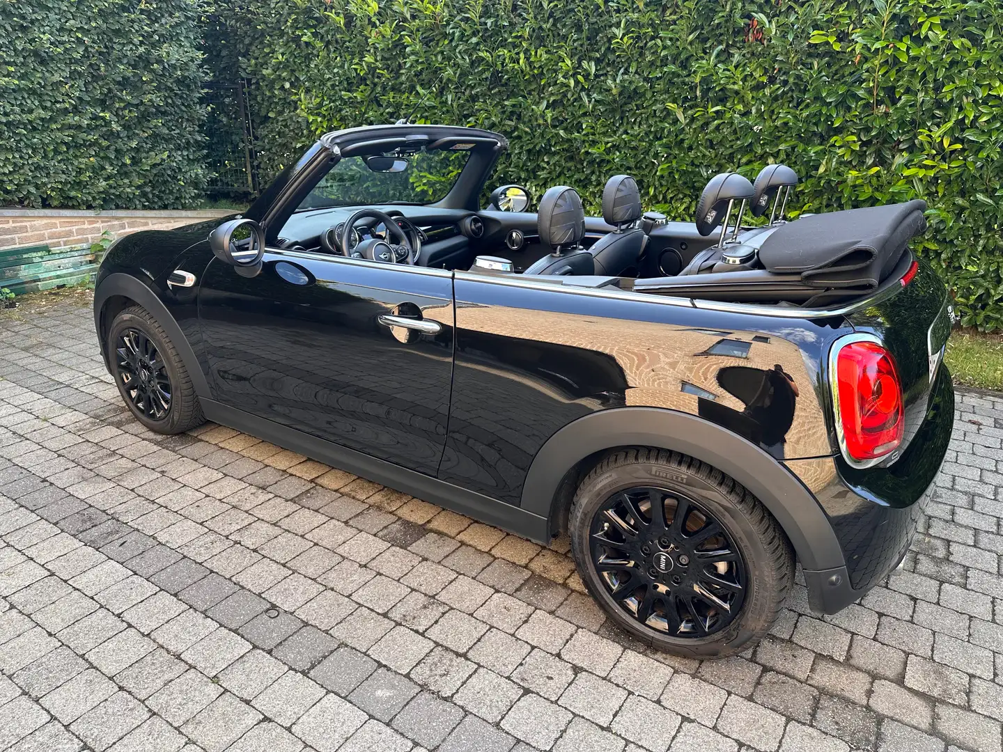 MINI Cooper Cabrio Mini Cabriolet 1.6i Cooper Noir - 1
