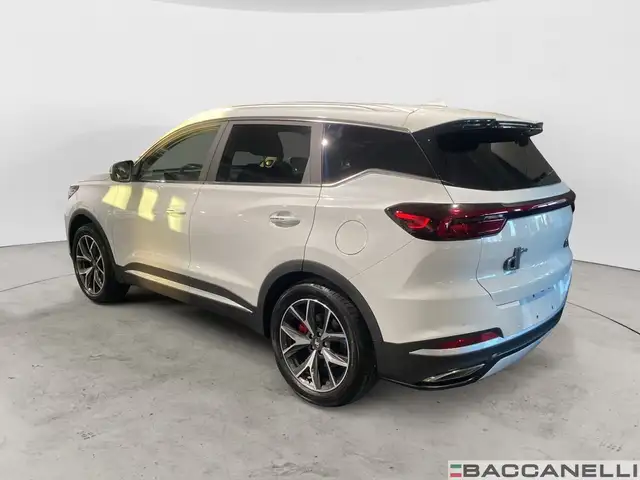 DR Automobiles DR6.0 view 2