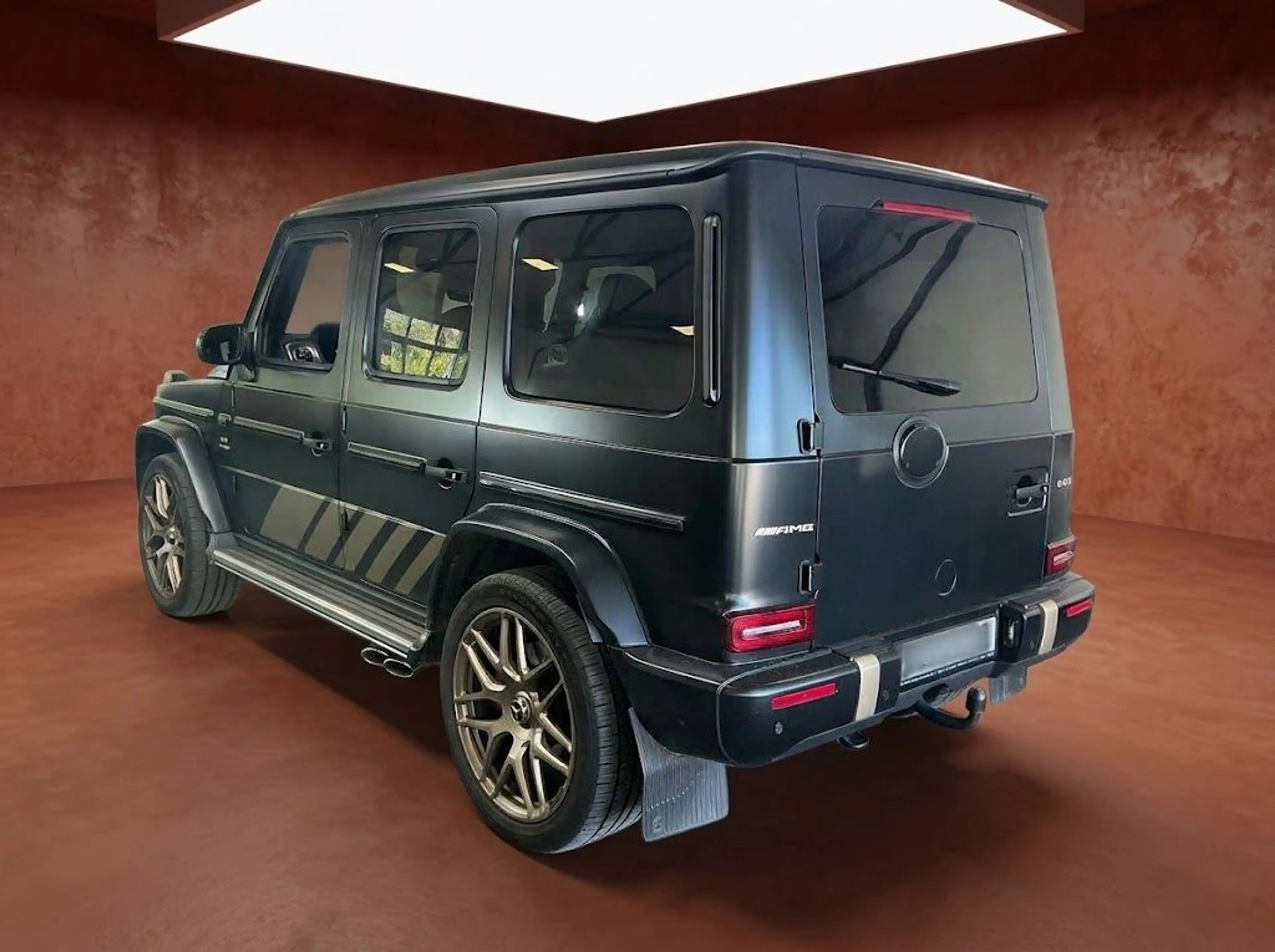 Mercedes-Benz G 63 AMG Grand Edition — photo 3
