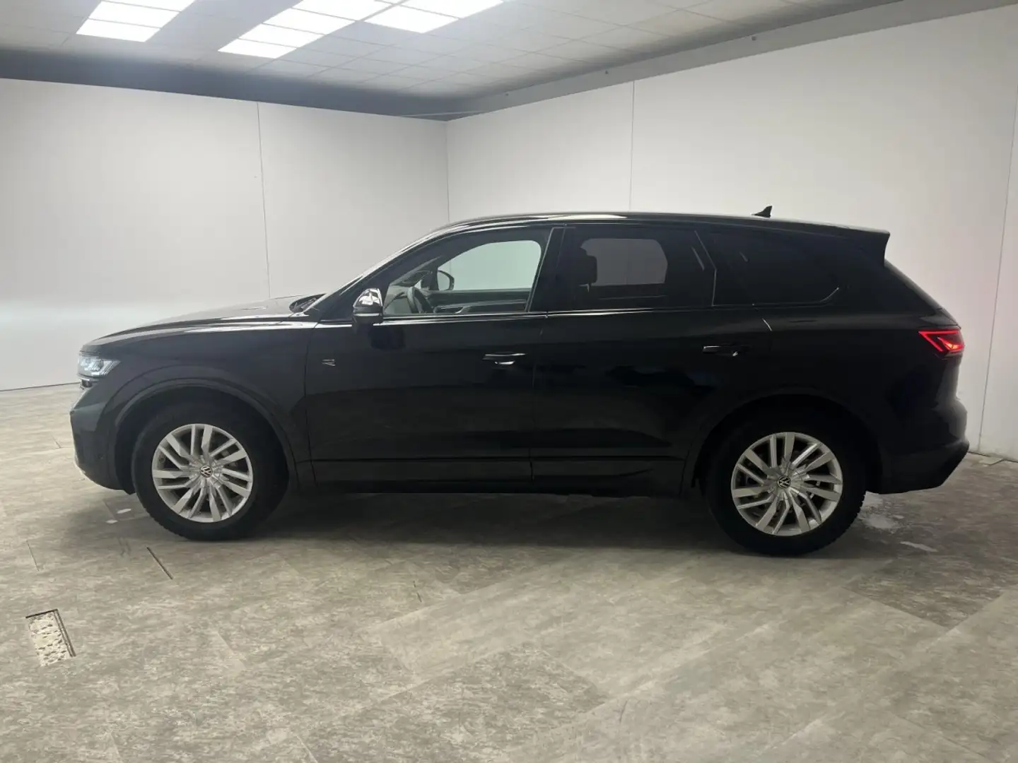 Volkswagen Touareg 3.0 V6 TDI 4Motion R-Line Klima Navi Leder Schwarz - 2