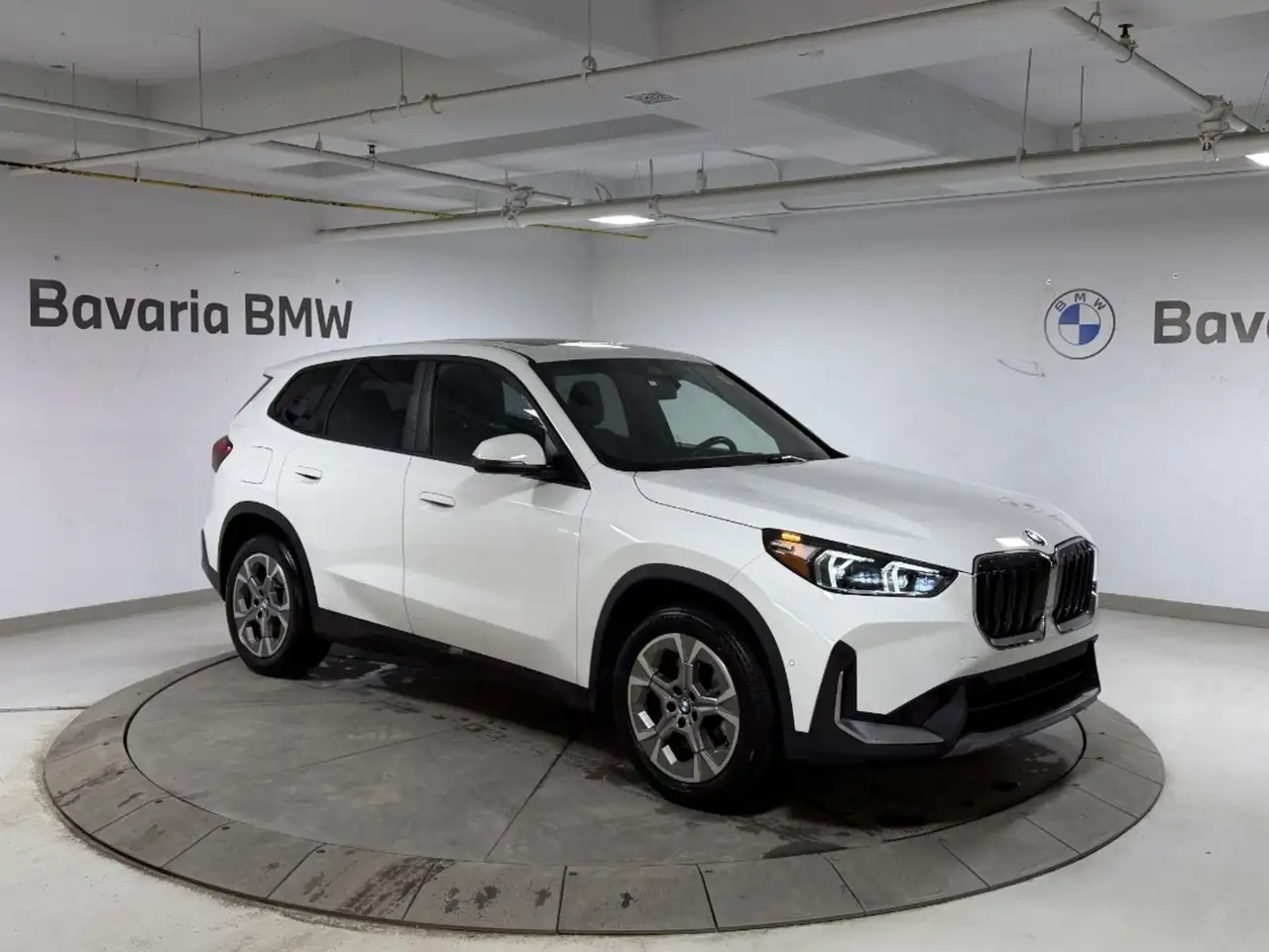 BMW X1 снимка BMW X1