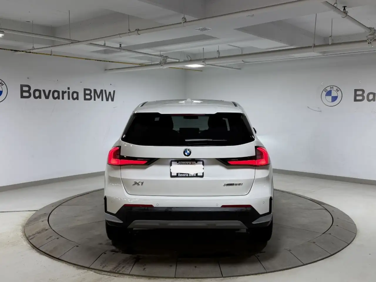 BMW X1 снимка BMW X1