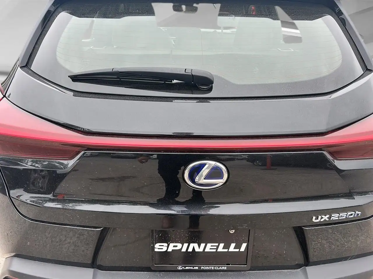 Lexus UX снимка Lexus UX