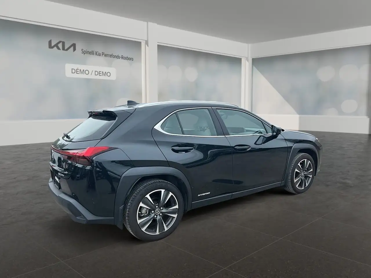 Lexus UX снимка Lexus UX