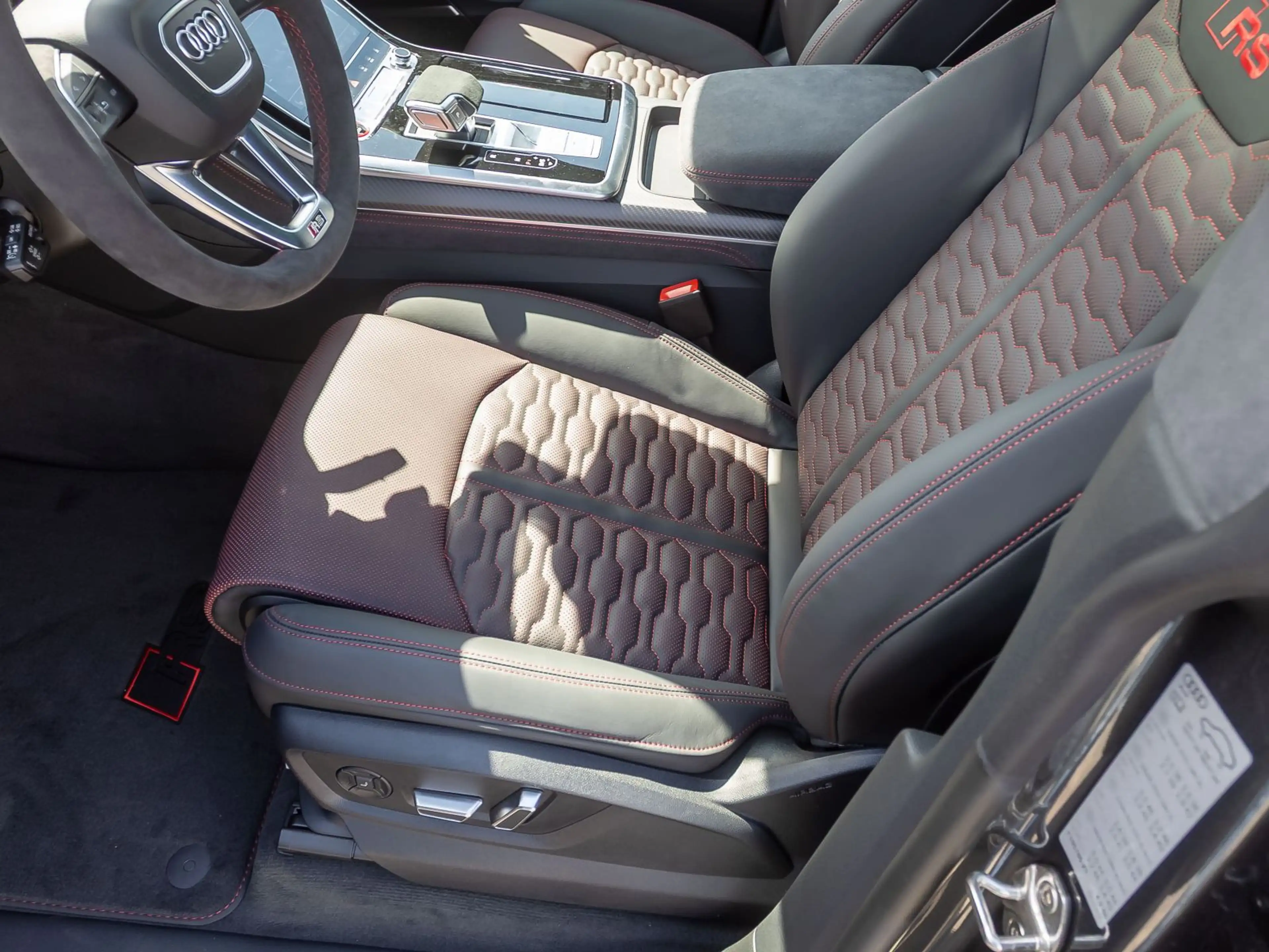 Audi RS Q8 RSQ8 performance 640PS Pano/ 305km/h /Stdhzg./ M — photo 12