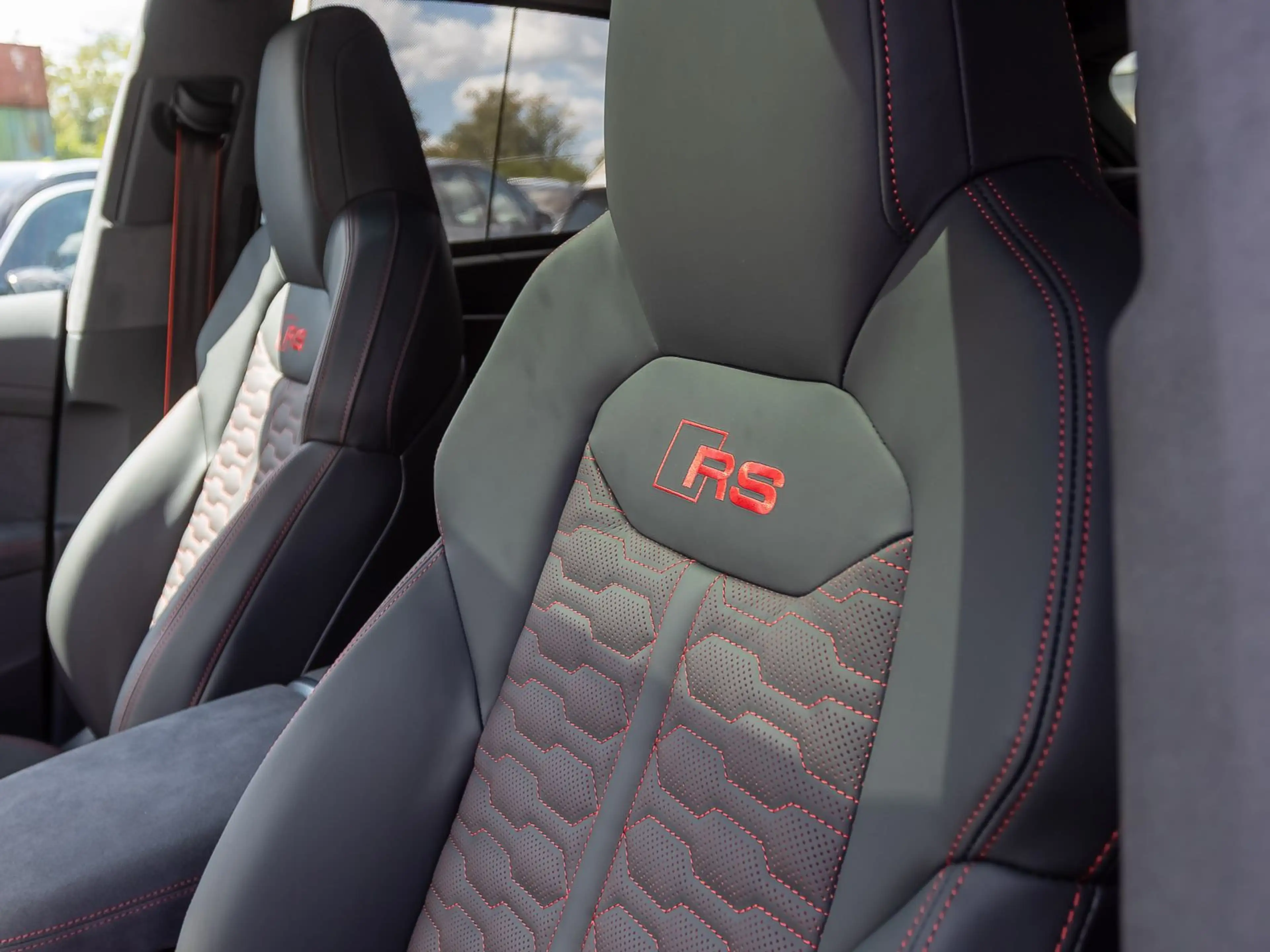 Audi RS Q8 RSQ8 performance 640PS Pano/ 305km/h /Stdhzg./ M — photo 13