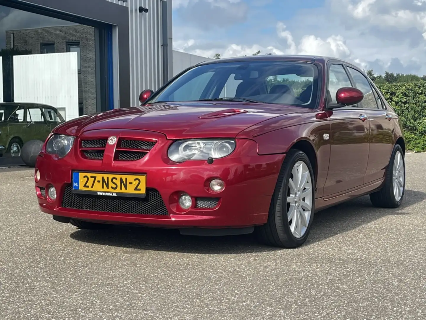 MG ZT 4.6 V8 260 Rouge - 2
