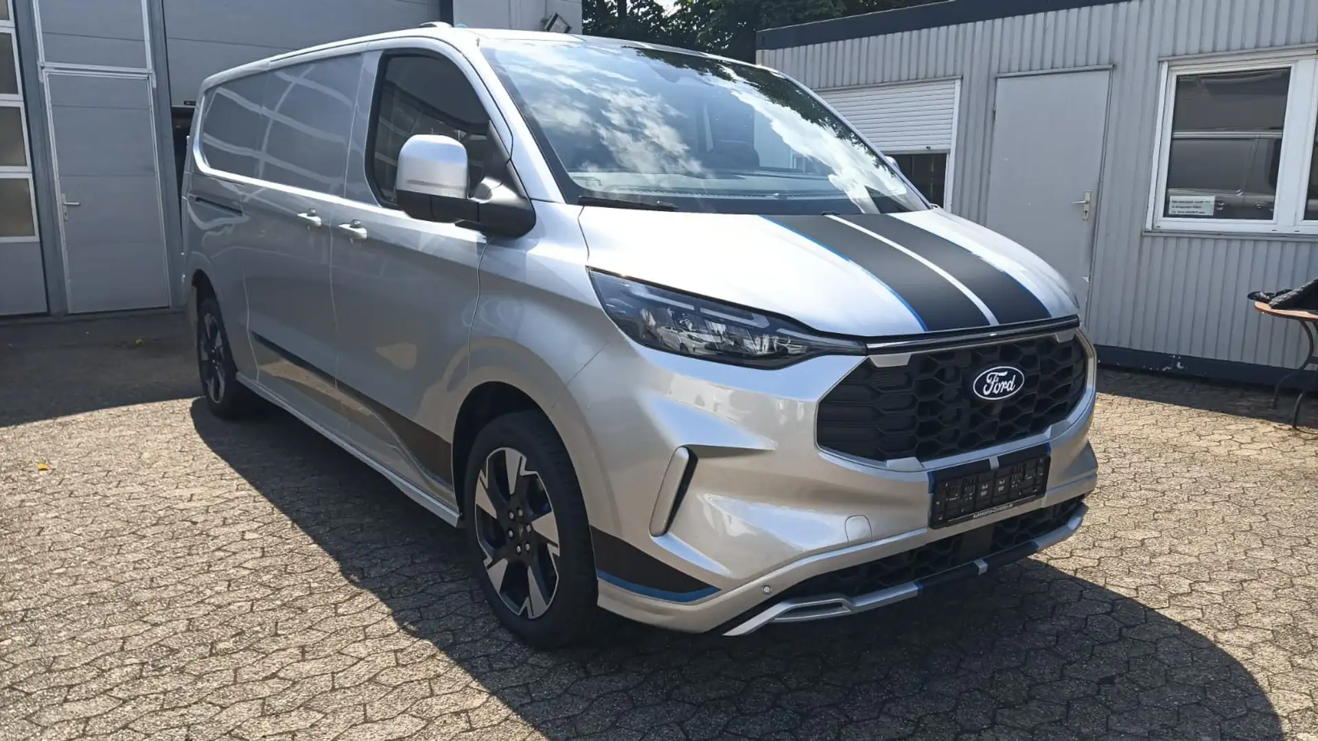 Ford Transit Custom 320 L2 SPORT Aut./ACC/CAM/2xS-Tür Silber - 1