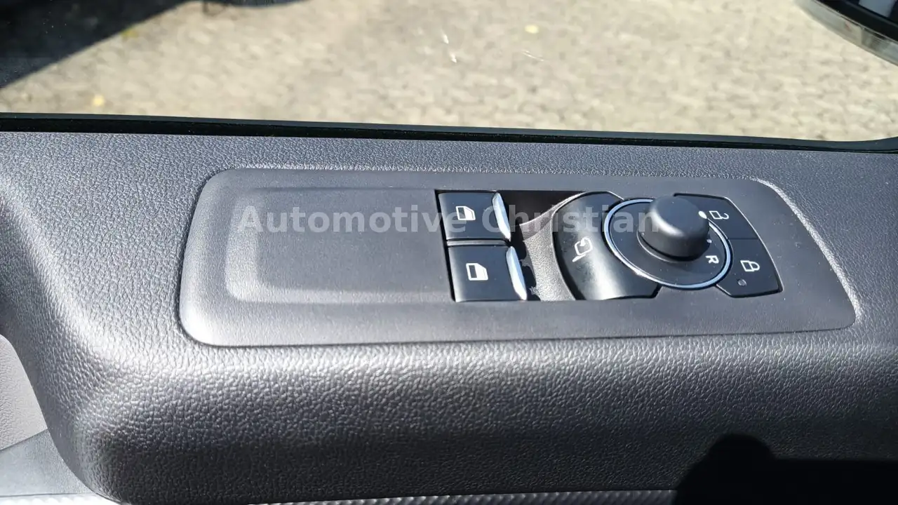 Ford Transit Custom 320 L2 SPORT Aut./Heckklappe/AHK 14
