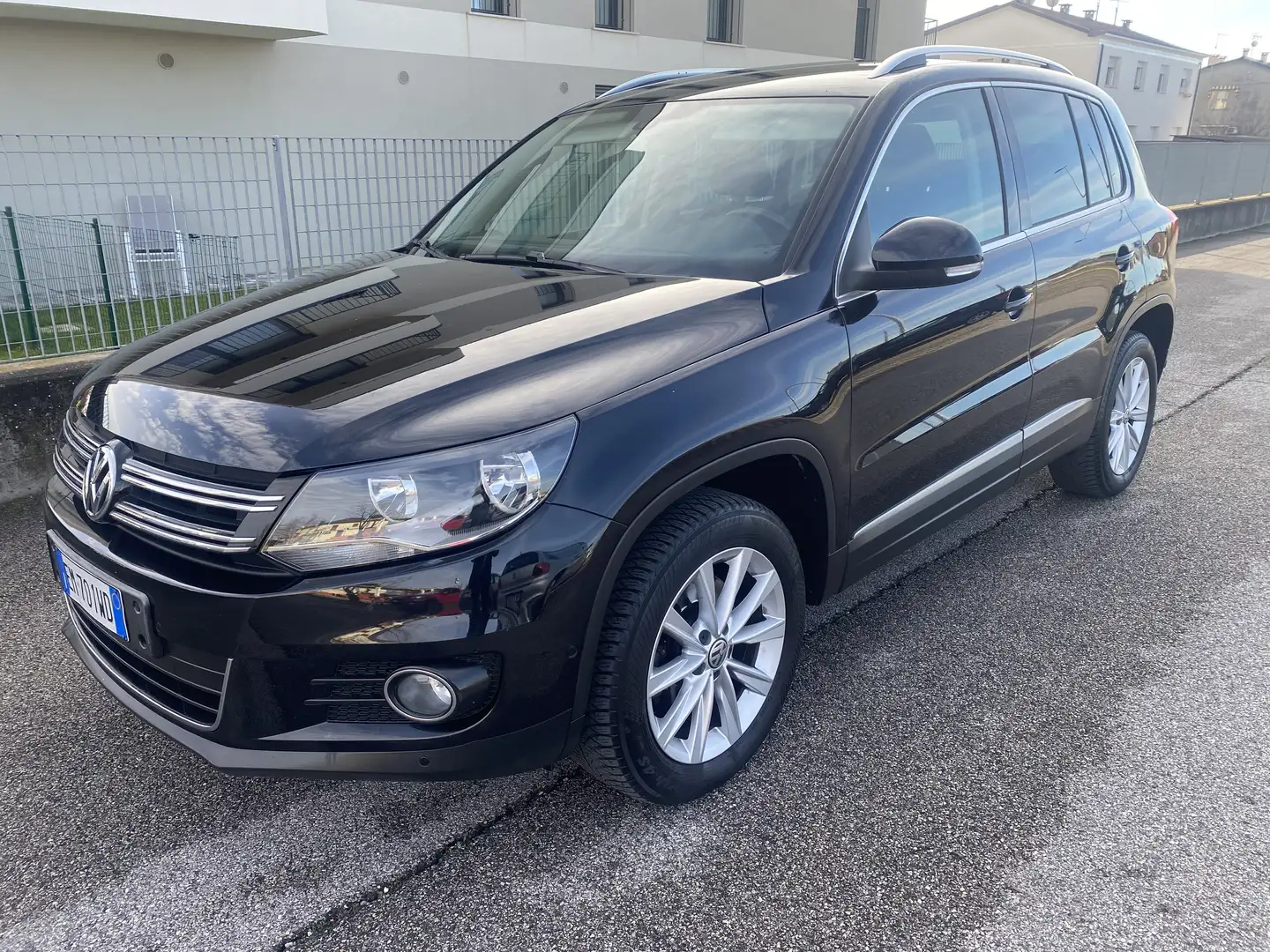 Volkswagen Tiguan Tiguan I 2011 2.0 tdi Sport Noir - 1