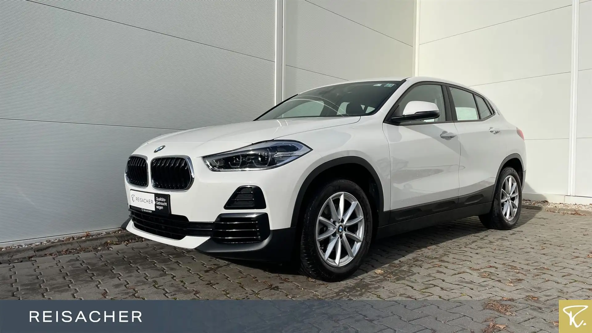 BMW X2 sDrive 18i Advantage,Navi,LED,SHZ,PDC Weiß - 1