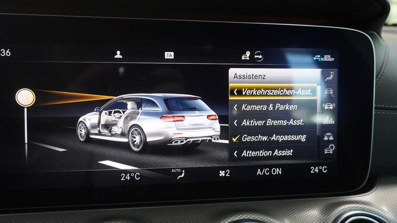 Mercedes-Benz E 63 AMG E 63 S AMG 4Matic T*ACC*PANO*360°-KAM*20" — photo 15
