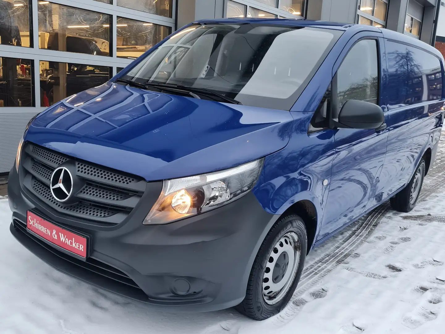 Mercedes-Benz Vito 111 CDI FWD lang Kamera Tempomat Navi Blau - 1