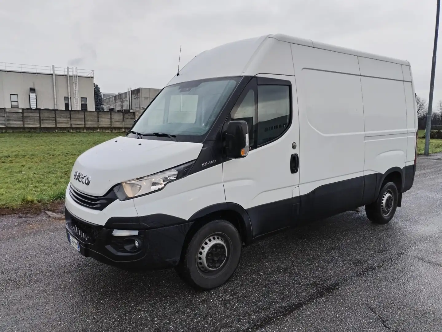 Iveco Daily Daily 35S14SV 2.3HPT PM-TN Furgone Blanc - 1