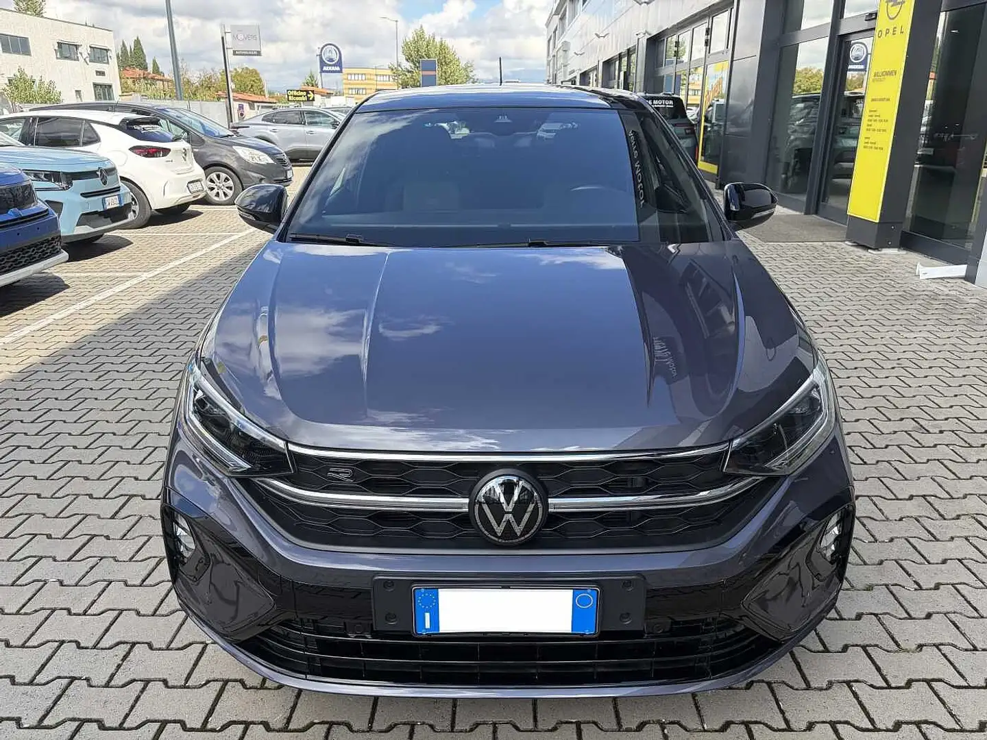 Volkswagen Taigo 1.0 TSI 115 CV DSG R-Line Grijs - 2