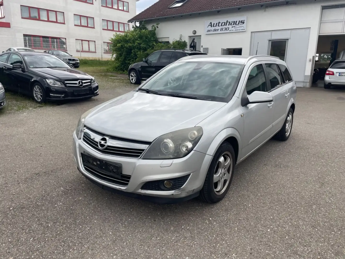 Opel Astra H Caravan Innovation "110 Jahre" Argent - 1