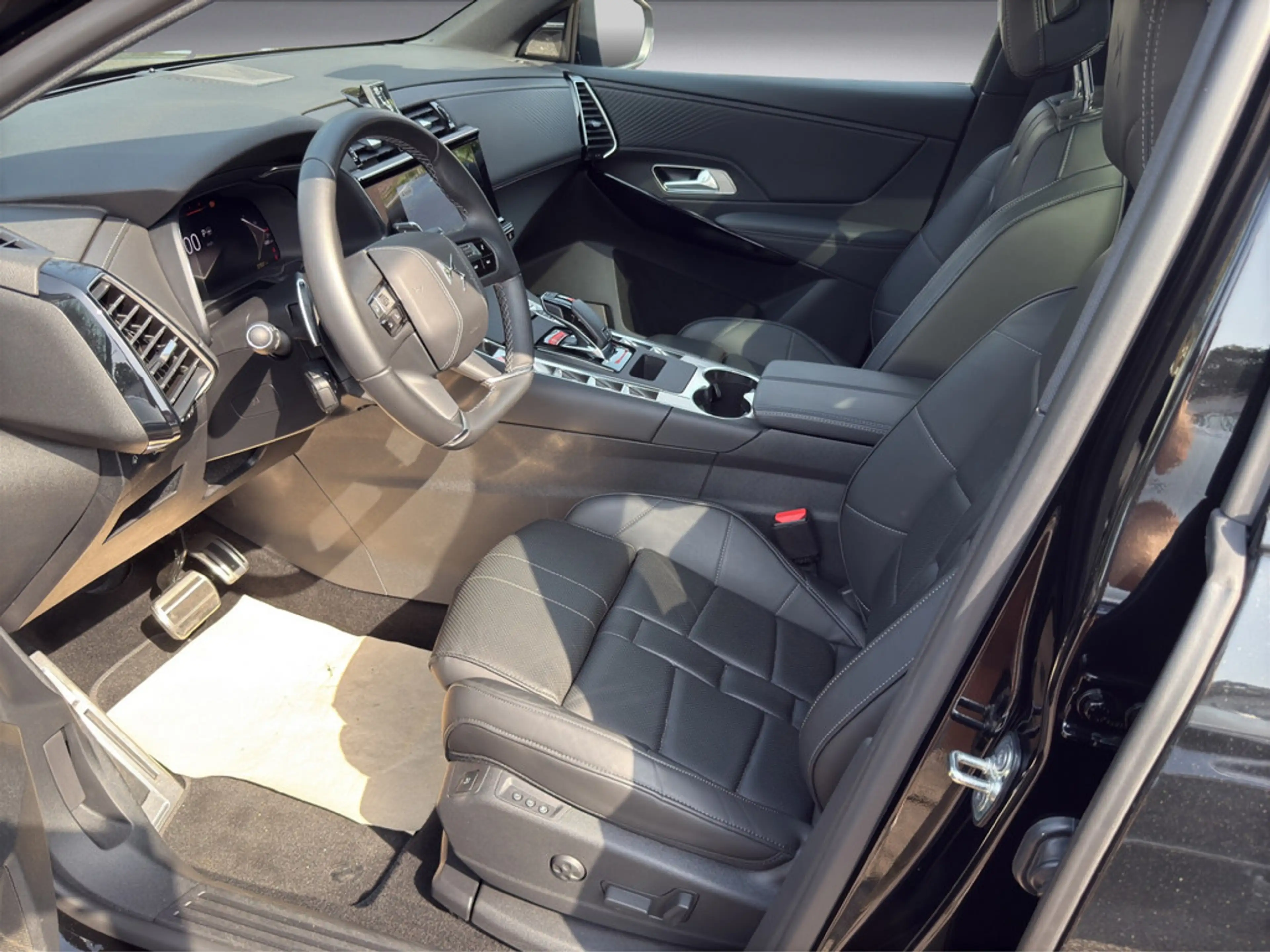 DS Automobiles DS 7 BlueHDI 130 Aut. OPERA LEDER Panoramadach — photo 10
