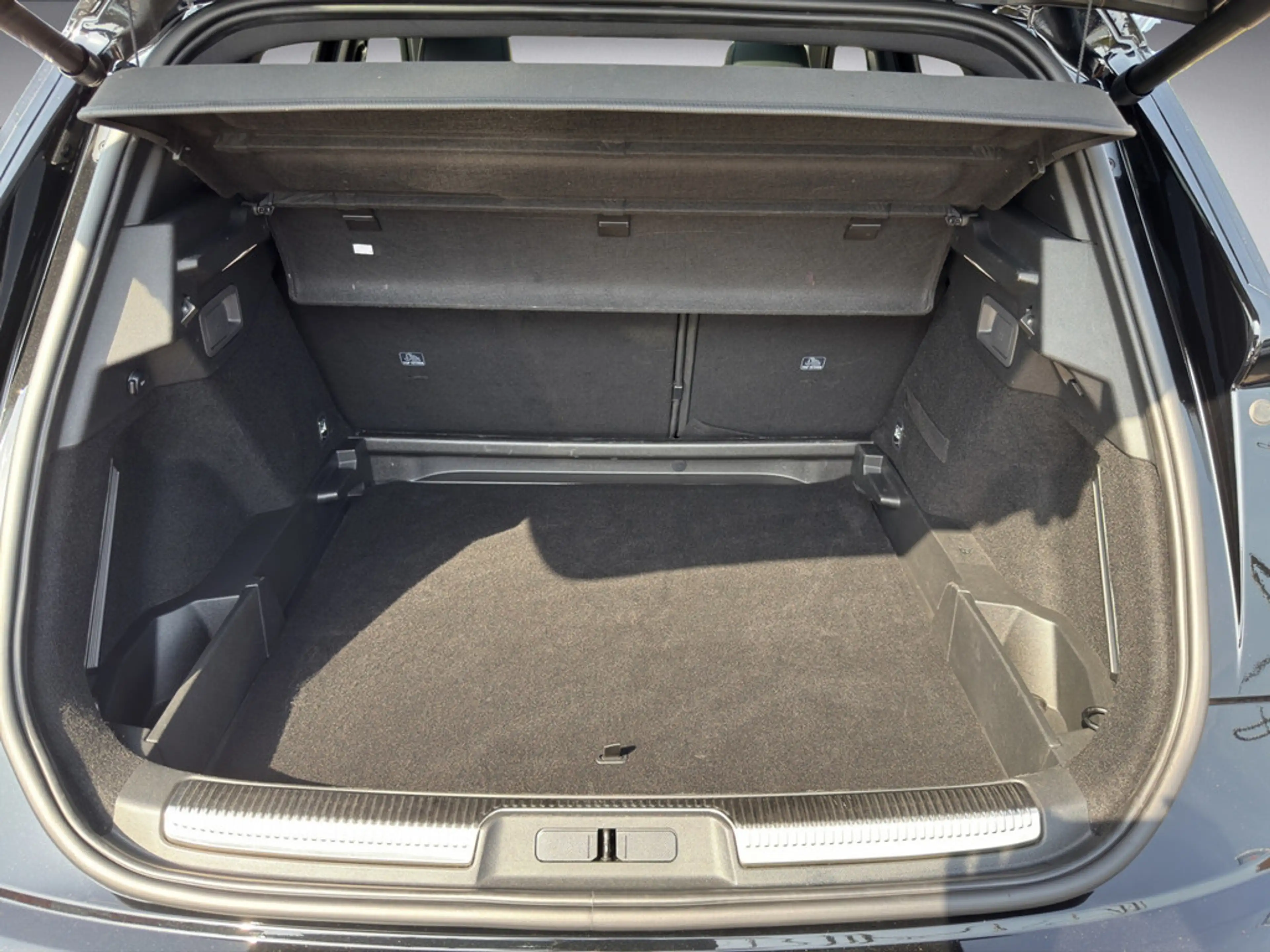 DS Automobiles DS 7 BlueHDI 130 Aut. OPERA LEDER Panoramadach — photo 14