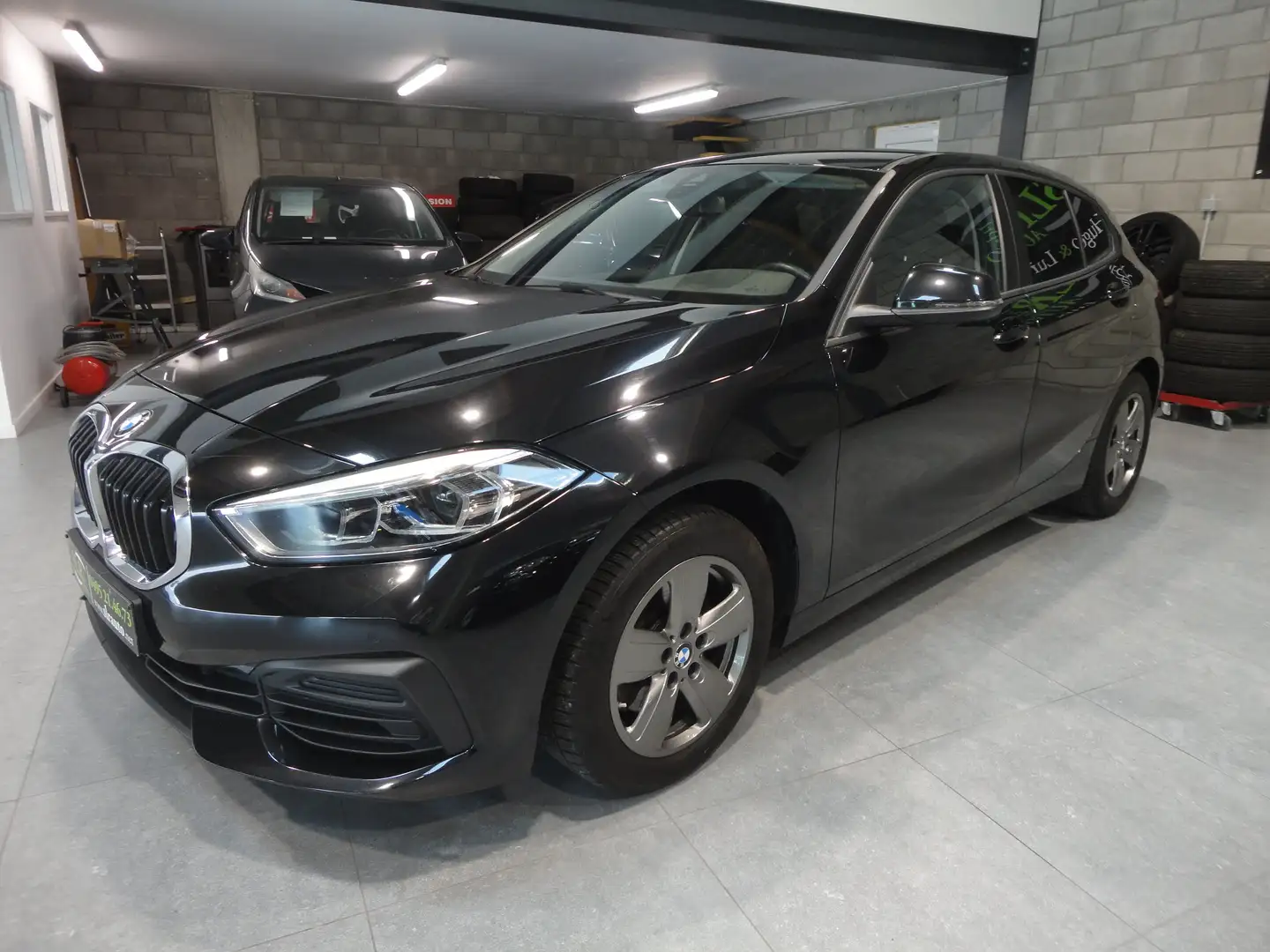 BMW 116 dA GARANTIE+ GPS+LED SUPER AFFAIRE Zwart - 1