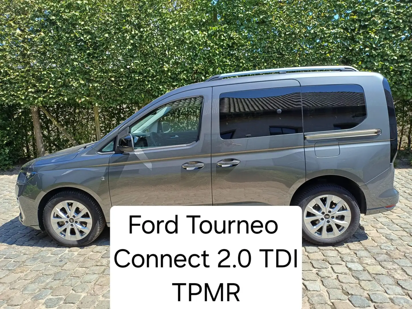 Ford Tourneo Connect ford connect 2.0 eco titanium 5 places ( mod 2024 Grijs - 1