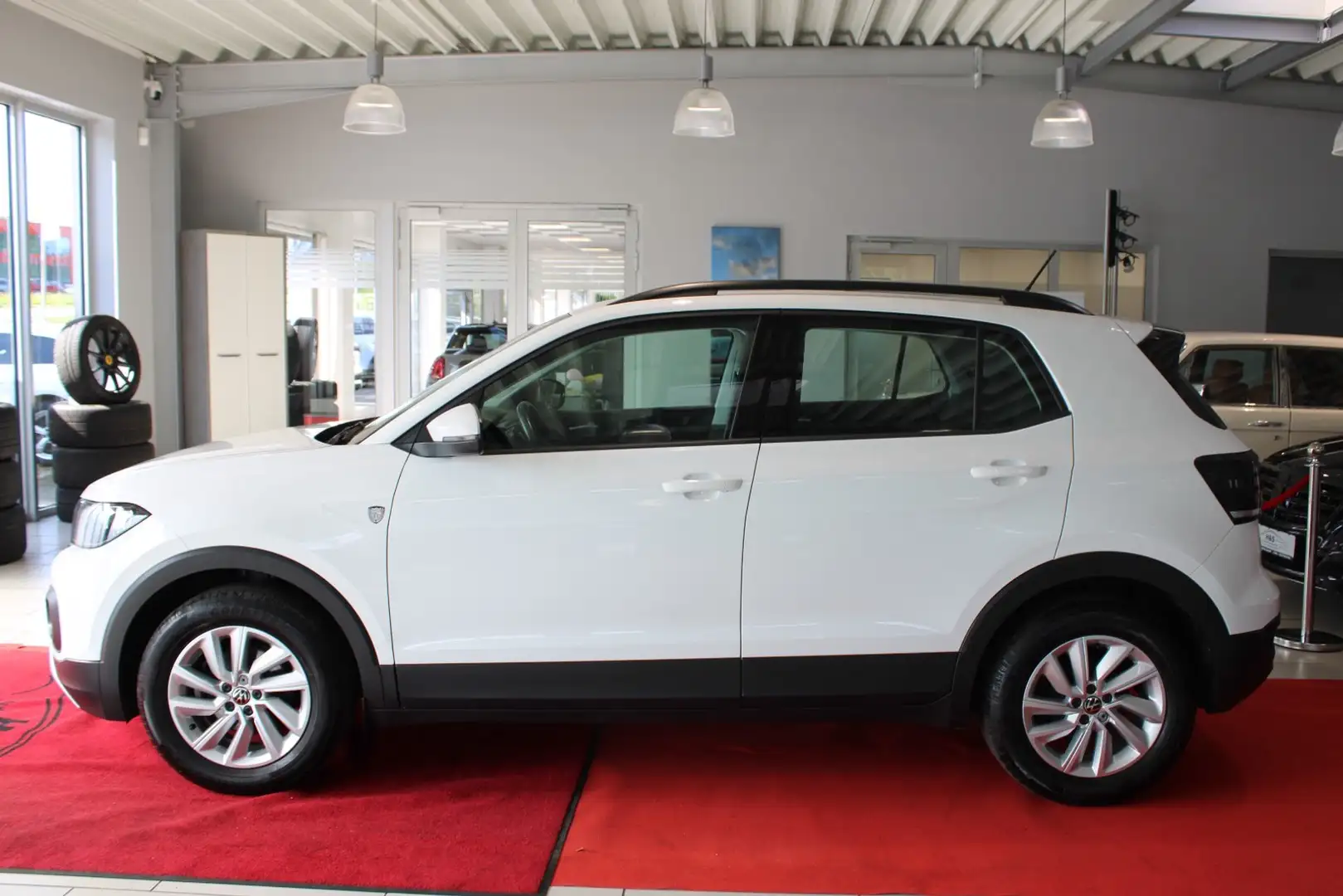 Volkswagen T-Cross Life 1.0 *PDC*BLIS* Weiß - 2