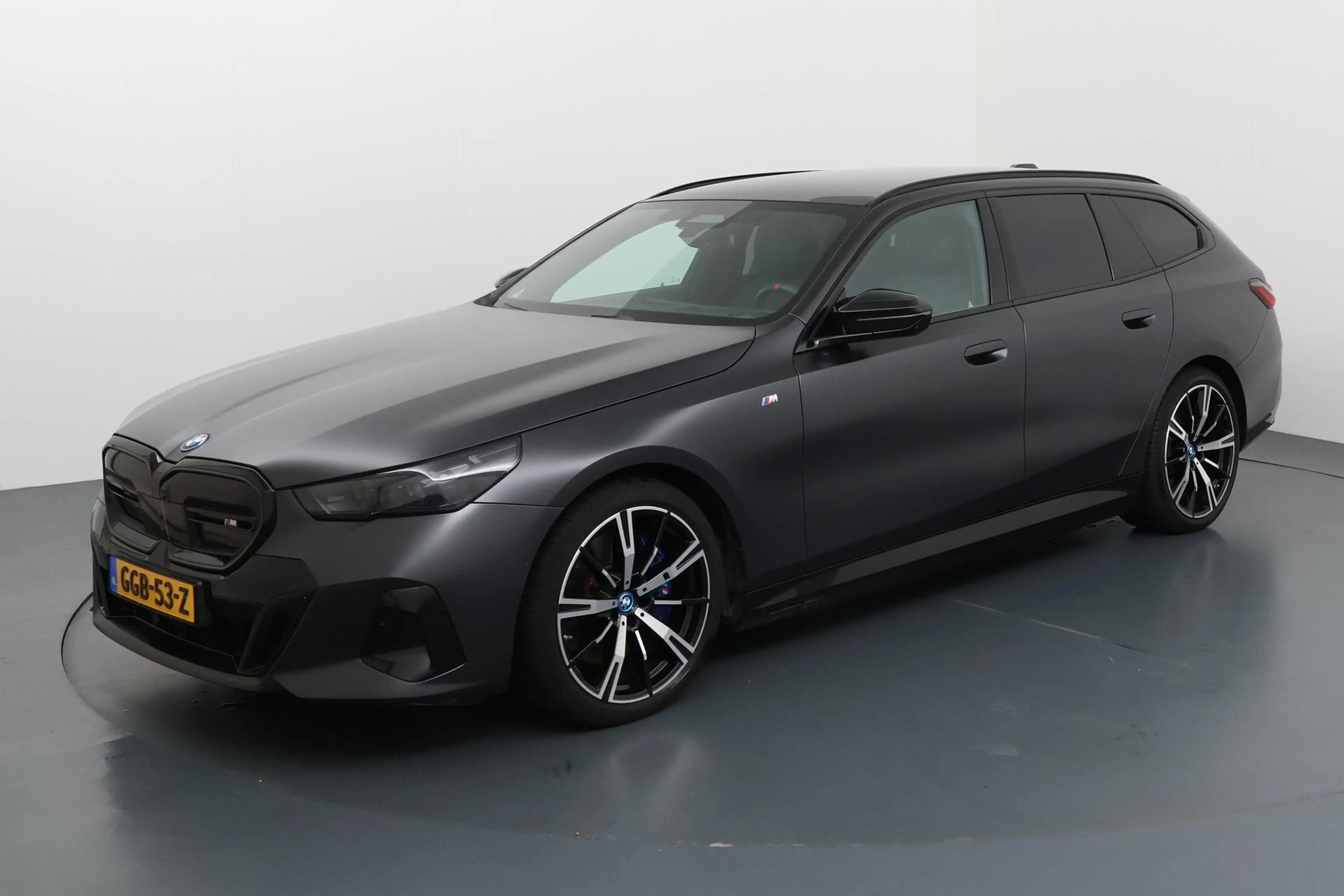 BMW i5 Touring M60 xDrive 84 kWh Elektrische topper met v — photo 4