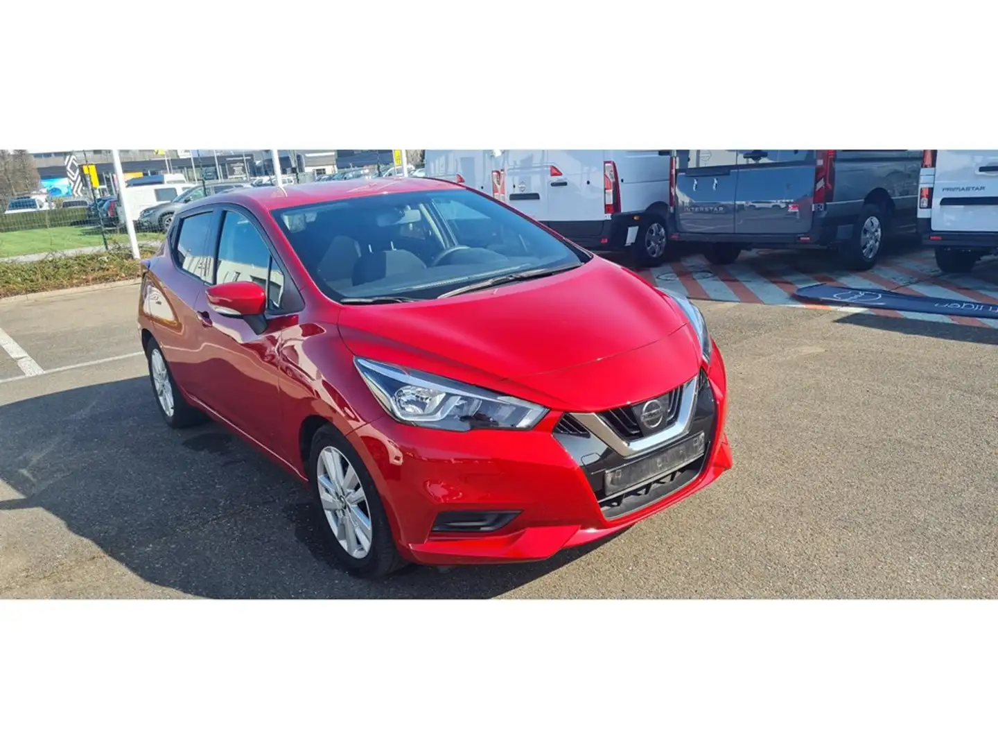 Nissan Micra Acenta Rouge - 1